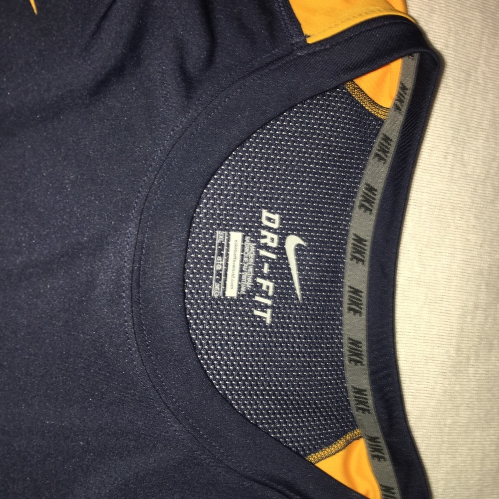 Nike Sri fit